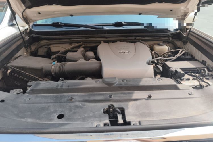 Used Toyota Prado 2018 3.5L Automatic TX-L with Rear-Mounted Spare Tire Engine Bay