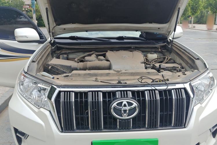Used Toyota Prado 2018 3.5L Automatic TX Engine Bay