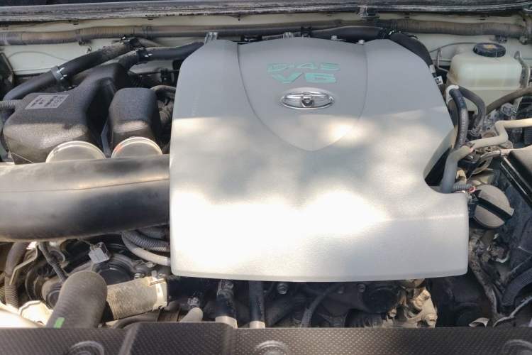 Used Toyota Prado 2018 3.5L Automatic TX-L Engine Bay