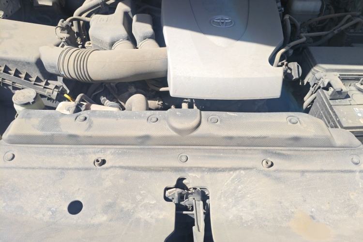 Used Toyota Prado 2018 3.5L Automatic TX Engine Bay