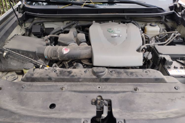 Used Toyota Prado 2018 3.5L Automatic TX-L with Rear-Mounted Spare Tire Engine Bay