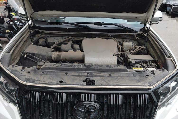 Used Toyota Prado 2018 3.5L Automatic TX-L Engine Bay