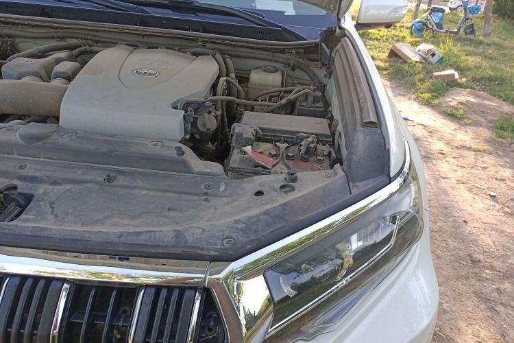 Used Toyota Prado 2018 3.5L Automatic TX Engine Bay Left