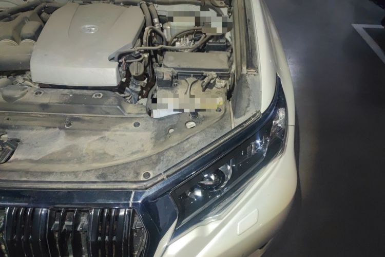 Used Toyota Prado 2018 3.5L Automatic TX-L with Rear-Mounted Spare Tire Engine Bay Left