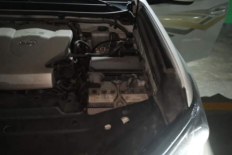 Used Toyota Prado 2018 3.5L Automatic TX-L with Rear-Mounted Spare Tire Engine Bay Left