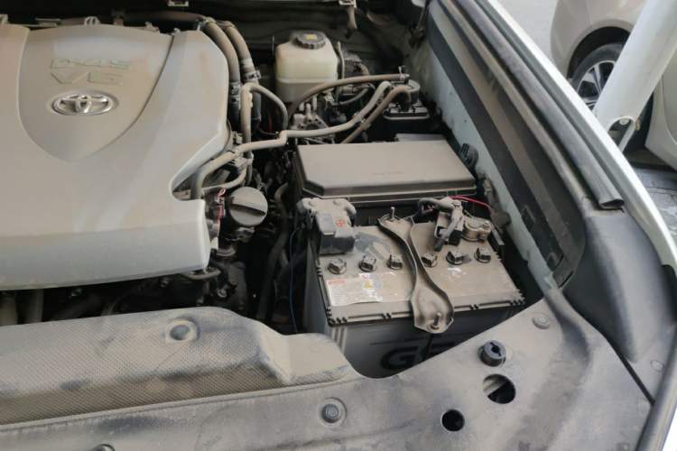 Used Toyota Prado 2018 3.5L Automatic TX-L Engine Bay Left