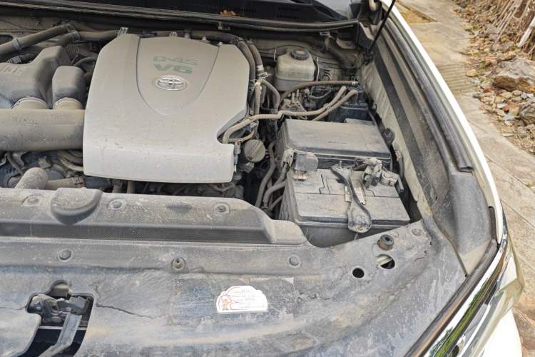 Used Toyota Prado 2018 3.5L Automatic TX-L Engine Bay Left