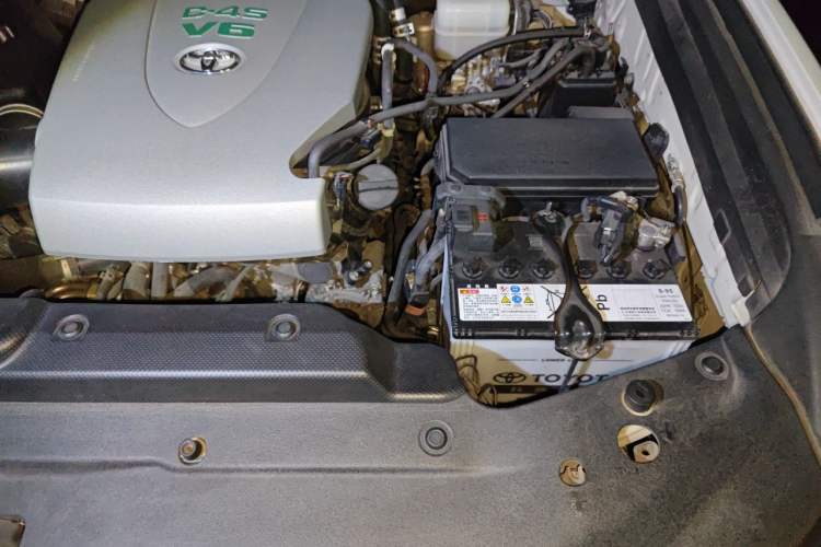Used Toyota Prado 2018 3.5L Automatic TX Engine Bay Left