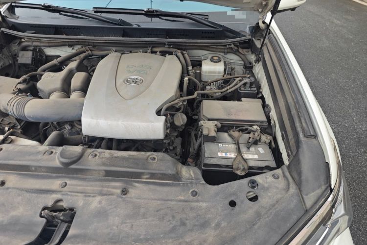 Used Toyota Prado 2018 3.5L Automatic TX-L with Rear-Mounted Spare Tire Engine Bay Left