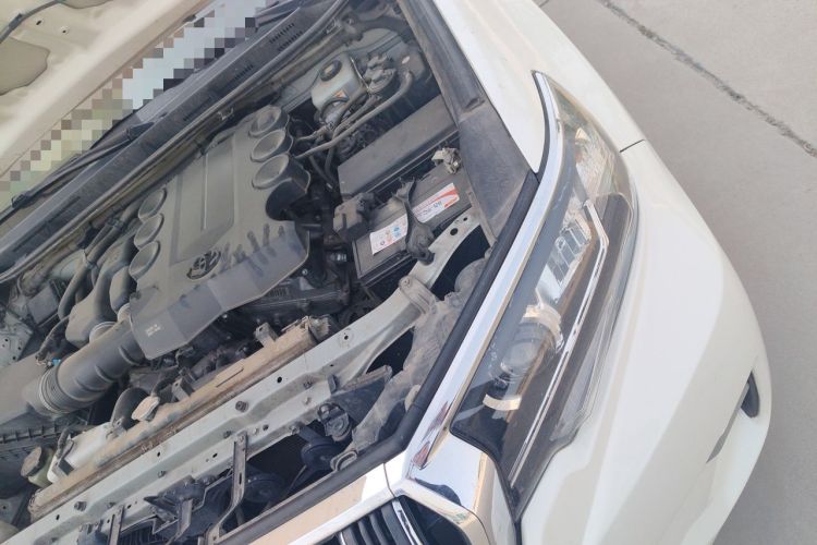 Used Toyota Prado  Engine Bay Left
