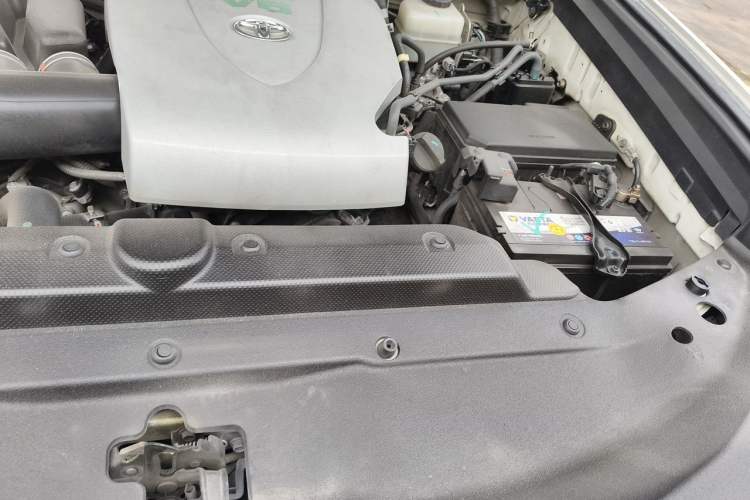 Used Toyota Prado 2018 3.5L Automatic TX-L Engine Bay Left