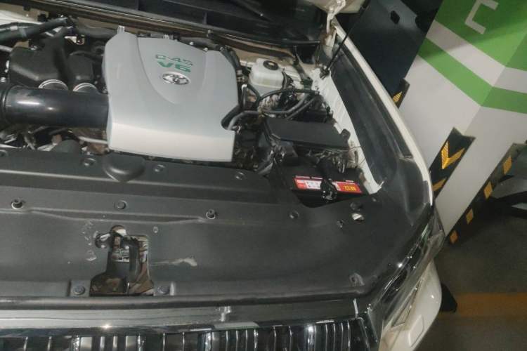 Used Toyota Prado 2018 3.5L Automatic TX-L NAVI with Rear-Mounted Spare Tire Engine Bay Left