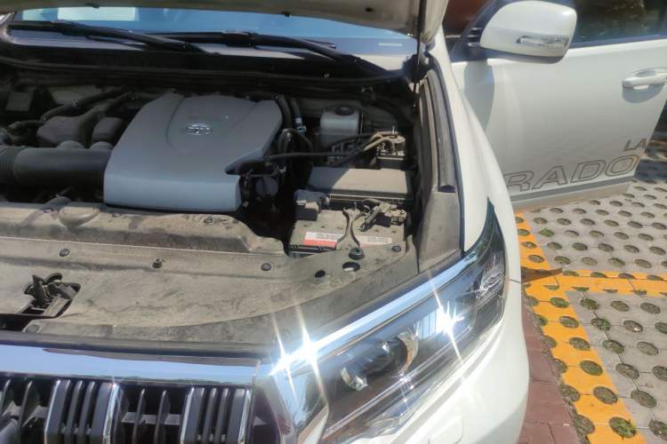 Used Toyota Prado 2018 3.5L Automatic TX-L Engine Bay Left