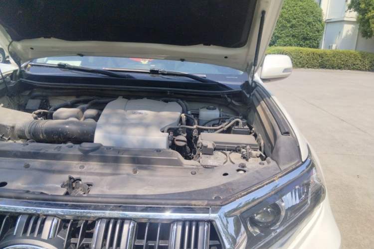 Used Toyota Prado 2018 3.5L Automatic TX-L Engine Bay Left