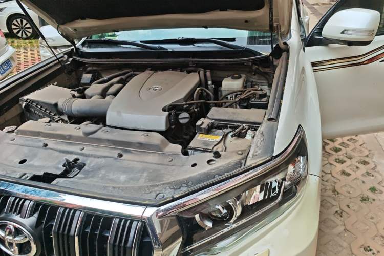 Used Toyota Prado 2018 3.5L Automatic TX-L Engine Bay Left