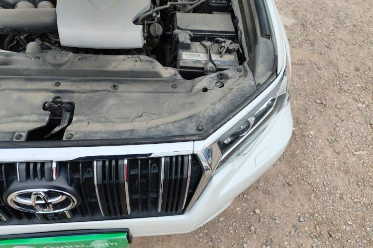 Used Toyota Prado 2018 3.5L Automatic TX-L with Rear-Mounted Spare Tire Engine Bay Left