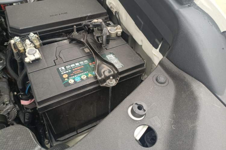 Used Toyota Prado 2018 3.5L Automatic TX-L with Rear-Mounted Spare Tire Engine Bay Left
