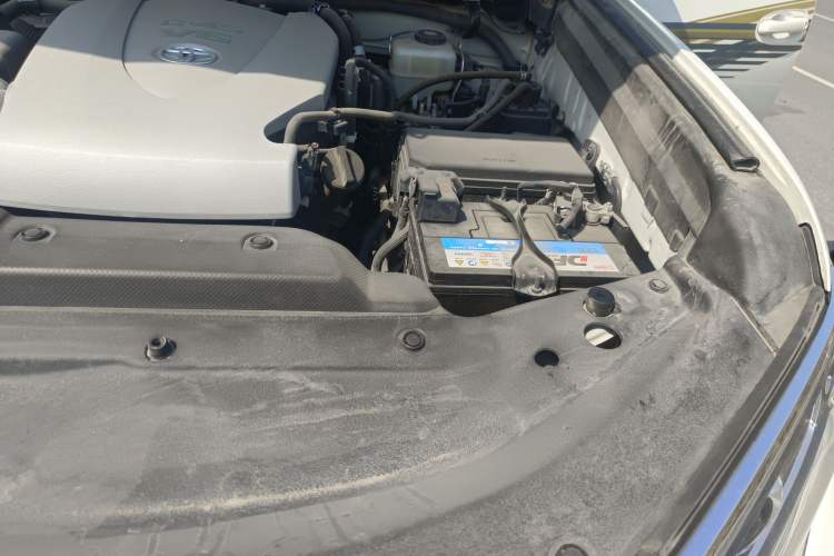 Used Toyota Prado 2018 3.5L Automatic TX-L with Rear-Mounted Spare Tire Engine Bay Left