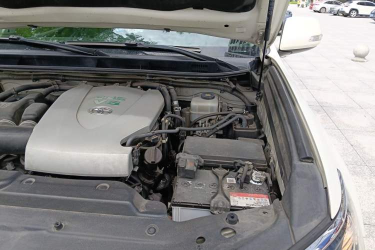 Used Toyota Prado 2018 3.5L Automatic TX-L with Rear-Mounted Spare Tire Engine Bay Left