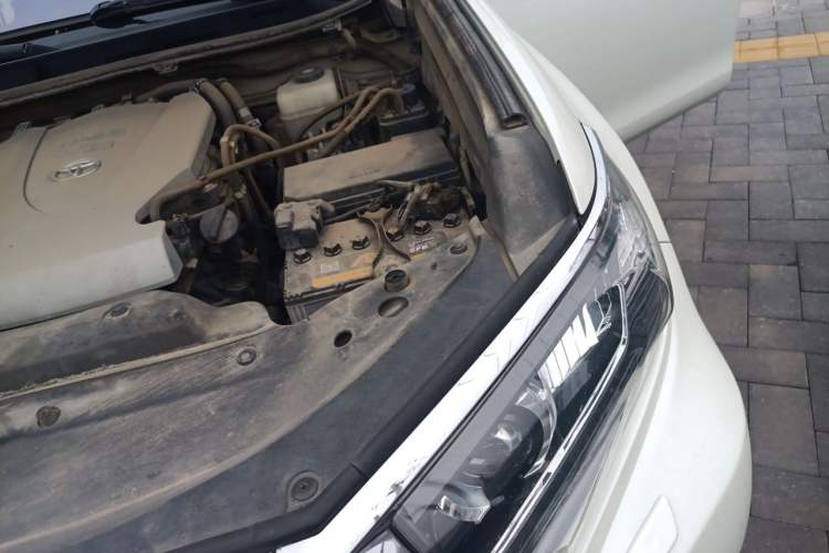 Used Toyota Prado 2018 3.5L Automatic TX-L with Rear-Mounted Spare Tire Engine Bay Left