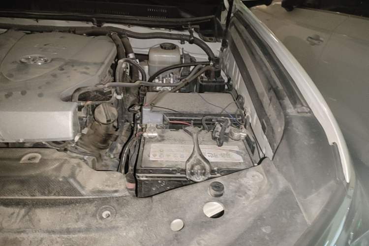 Used Toyota Prado 2018 3.5L Automatic TX-L with Rear-Mounted Spare Tire Engine Bay Left