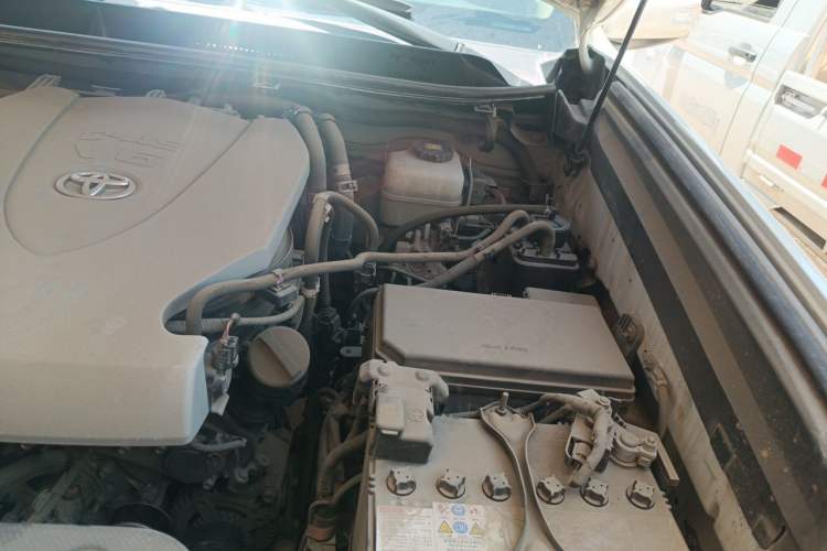 Used Toyota Prado 2018 3.5L Automatic TX-L NAVI with Rear-Mounted Spare Tire Engine Bay Left