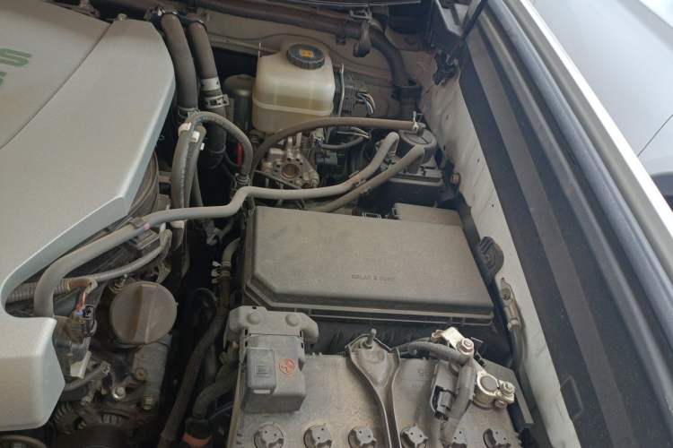 Used Toyota Prado 2018 3.5L Automatic TX-L with Rear-Mounted Spare Tire Engine Bay Left
