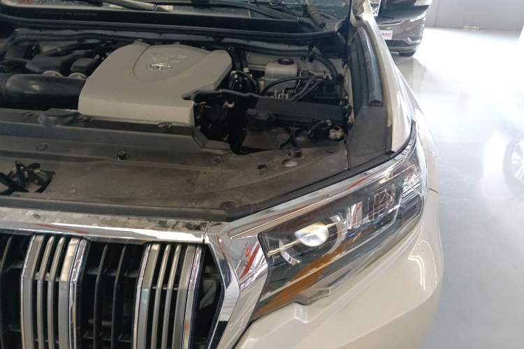 Used Toyota Prado 2018 3.5L Automatic SX Engine Bay Left