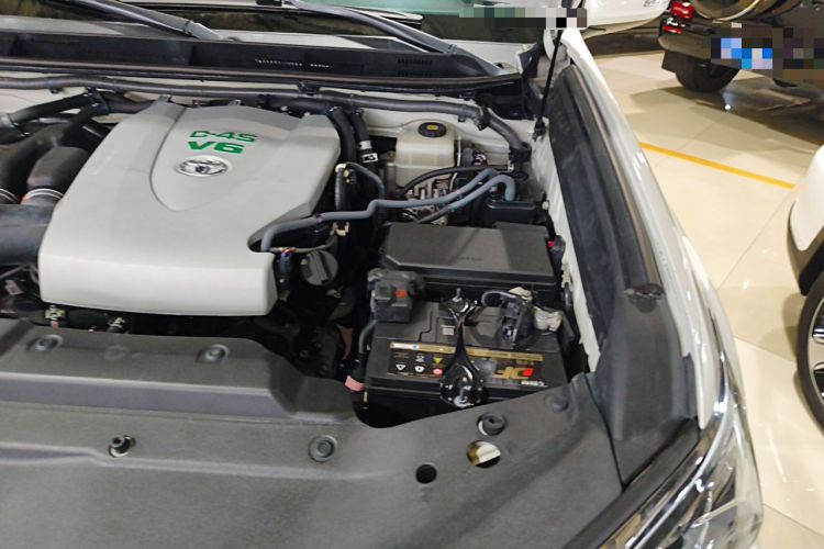 Used Toyota Prado 2018 3.5L Automatic TX-L NAVI with Rear-Mounted Spare Tire Engine Bay Left