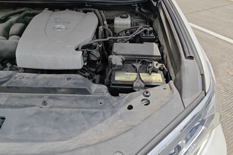 Used Toyota Prado 2018 3.5L Automatic TX-L with Rear-Mounted Spare Tire Engine Bay Left
