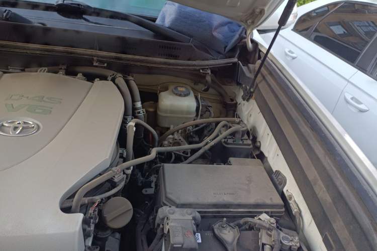 Used Toyota Prado 2018 3.5L Automatic TX-L Engine Bay Left