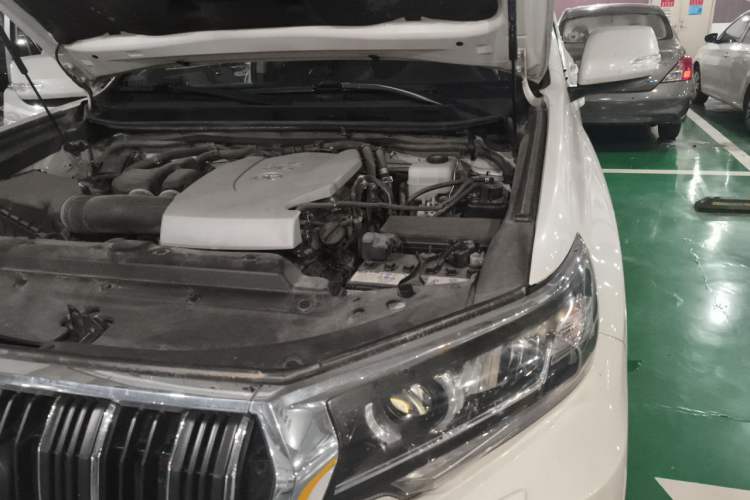 Used Toyota Prado 2018 3.5L Automatic TX-L with Rear-Mounted Spare Tire Engine Bay Left