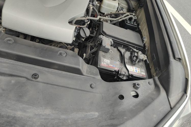 Used Toyota Prado 2018 3.5L Automatic TX-L with Rear-Mounted Spare Tire Engine Bay Left