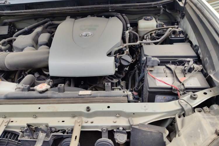 Used Toyota Prado 2018 3.5L Automatic TX-L Engine Bay Left