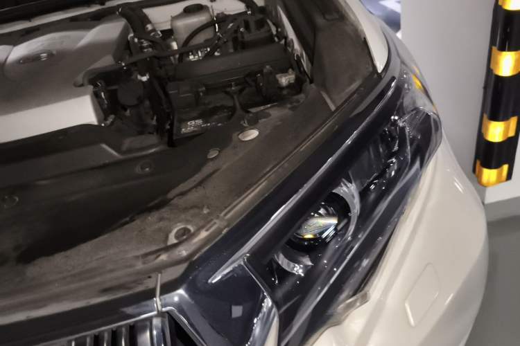 Used Toyota Prado 2018 3.5L Automatic TX-L with Rear-Mounted Spare Tire Engine Bay Left
