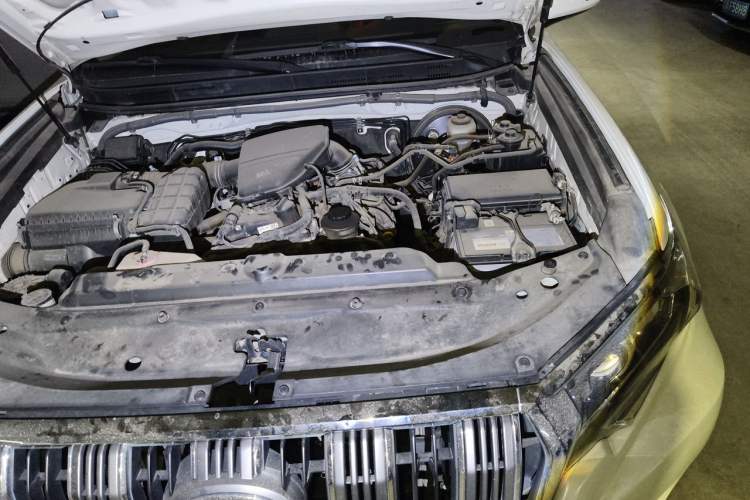 Used Toyota Prado  Engine Bay Left