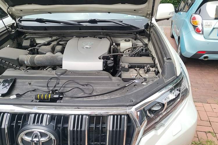 Used Toyota Prado 2018 3.5L Automatic TX-L with Rear-Mounted Spare Tire Engine Bay Left