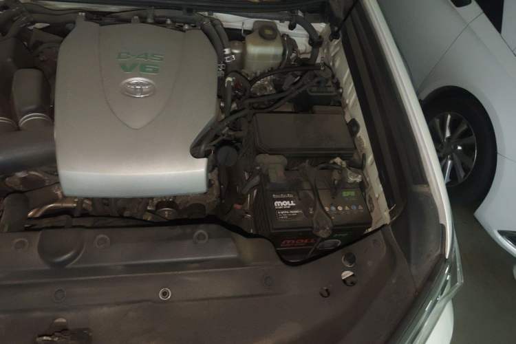 Used Toyota Prado 2018 3.5L Automatic TX-L with Rear-Mounted Spare Tire Engine Bay Left