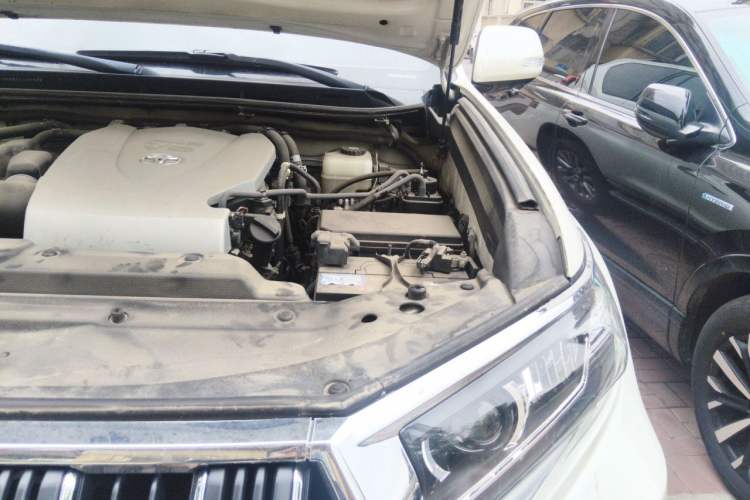 Used Toyota Prado 2018 3.5L Automatic TX Engine Bay Left