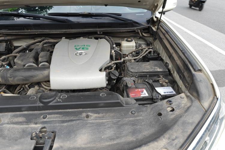 Used Toyota Prado 2018 3.5L Automatic TX-L with Rear-Mounted Spare Tire Engine Bay Left