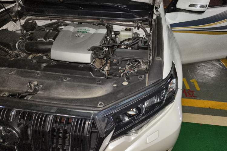 Used Toyota Prado 2018 3.5L Automatic TX-L Engine Bay Left