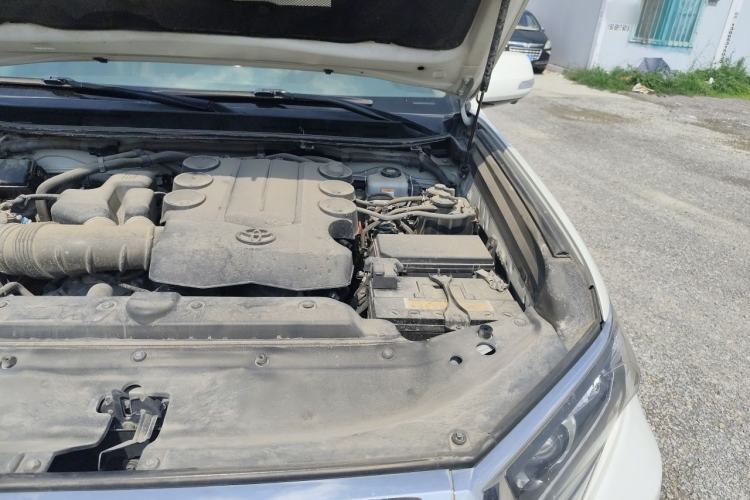 Used Toyota Prado  Engine Bay Left