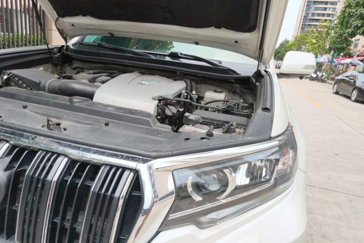 Used Toyota Prado 2018 3.5L Automatic TX-L with Rear-Mounted Spare Tire Engine Bay Left