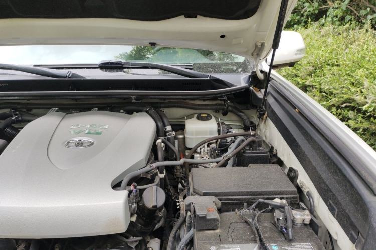 Used Toyota Prado 2018 3.5L Automatic TX-L with Rear-Mounted Spare Tire Engine Bay Left