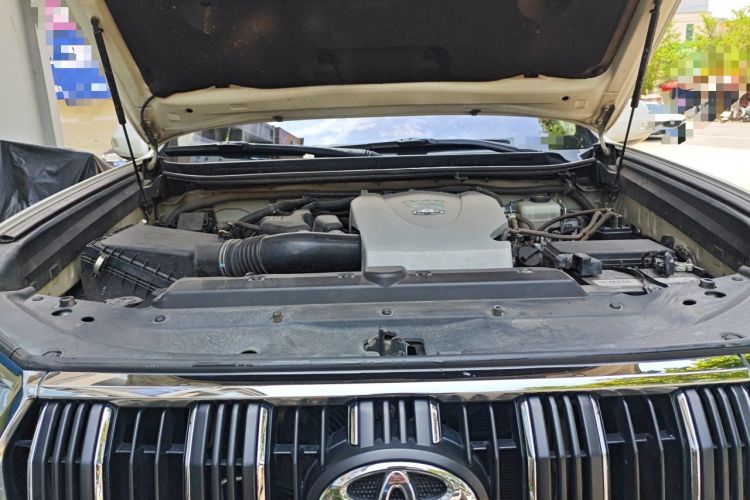 Used Toyota Prado 2018 3.5L Automatic TX-L NAVI with Rear-Mounted Spare Tire Engine Bay