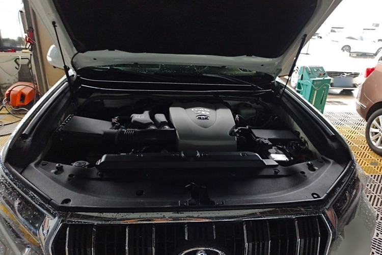 Used Toyota Prado 2018 3.5L Automatic TX-L NAVI with Rear-Mounted Spare Tire Engine Bay
