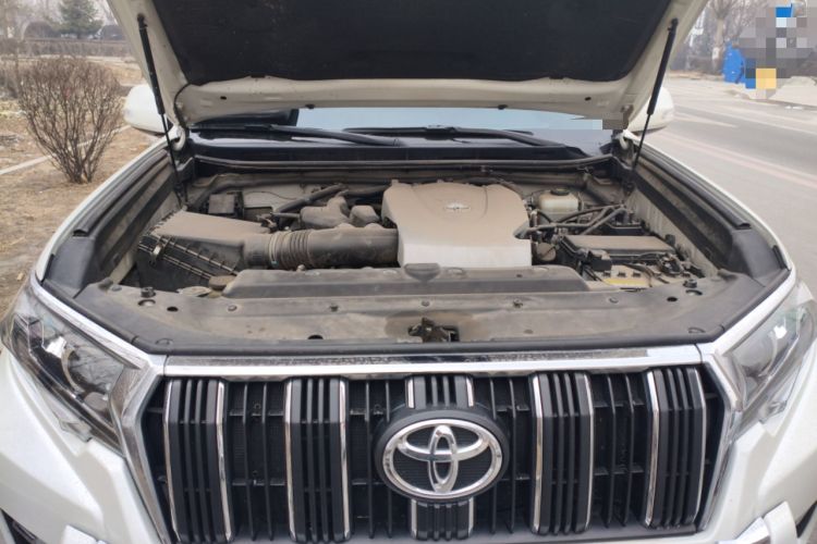 Used Toyota Prado 2018 3.5L Automatic TX Engine Bay