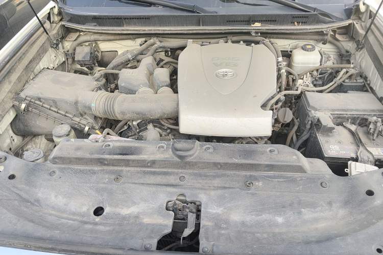 Used Toyota Prado 2018 3.5L Automatic SX Engine Bay