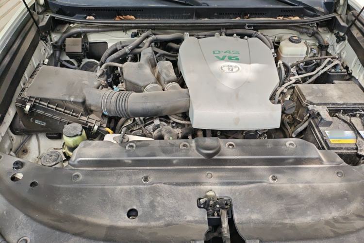 Used Toyota Prado 2018 3.5L Automatic TX-L with Rear-Mounted Spare Tire Engine Bay