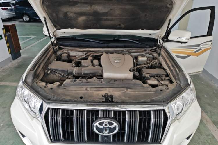 Used Toyota Prado 2018 3.5L Automatic TX Engine Bay